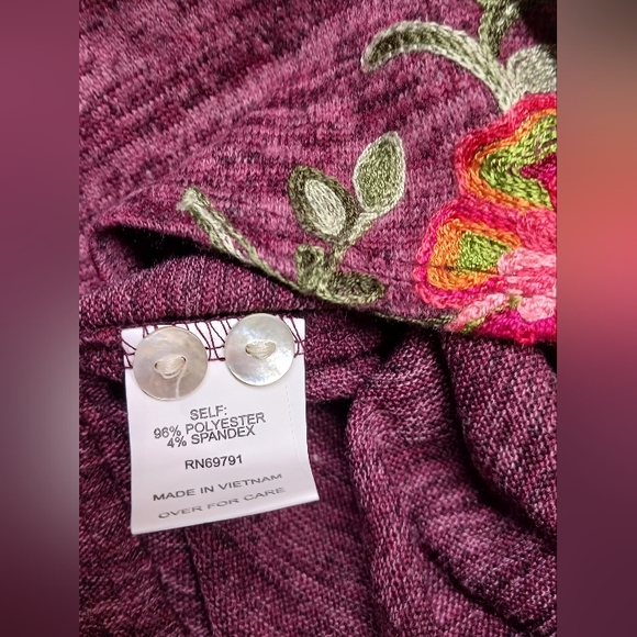 Fig and Flower Embroidered Cardigan/Size 1X maroon,floral,bell sleeve. - Picture 4 of 12